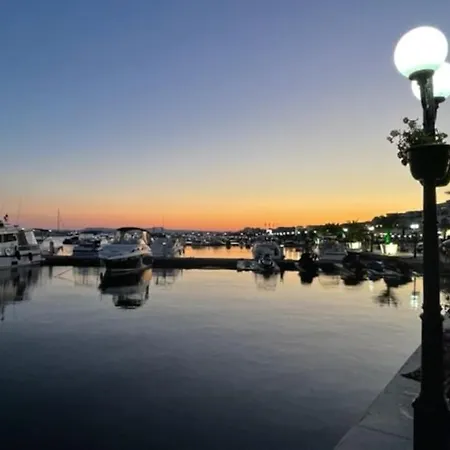 Beachfront In Marina Dinevi * 스베티 블라스